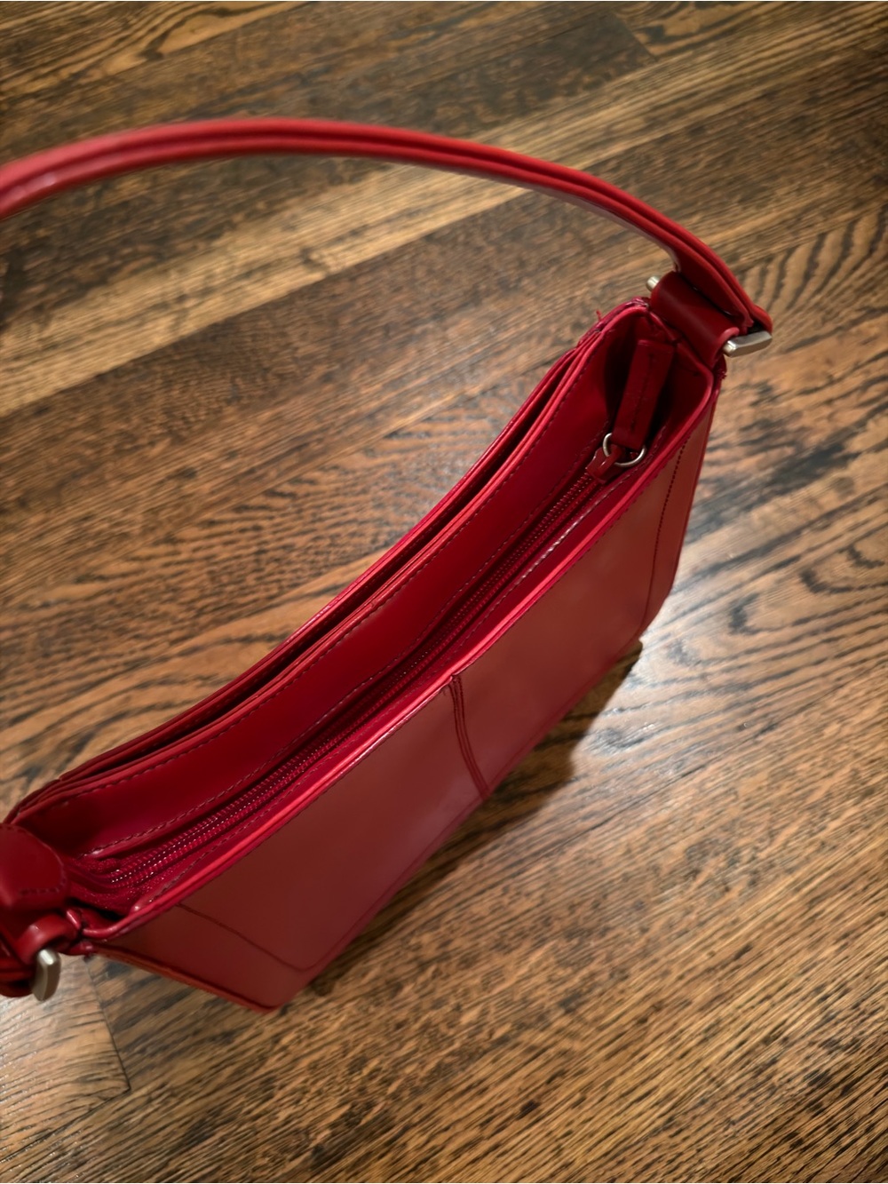 Red Leather Shoulder Bag - Picture 13 of 15